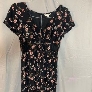 Black Floral American Eagle dress